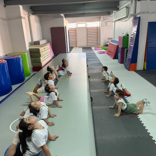 ESKA Cimnastik salonundan bir kare